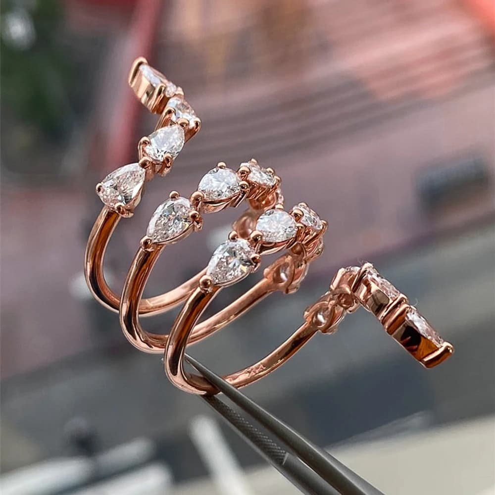 Huitan Luxury Rose Gold Color with Water Drop Zircon Snake Shape Women Ring Delicate Anniversary Gift Stylish Girl Opening Rings - 4