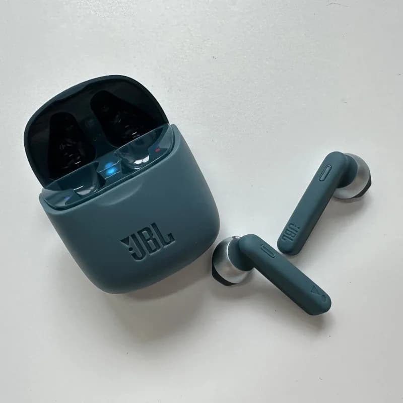 JBL Tune 220TWS بلوتوث ستريو عاربودس مع صوت باس، ميكروفون تقليل الضوضاء JBL T220 tws - 5