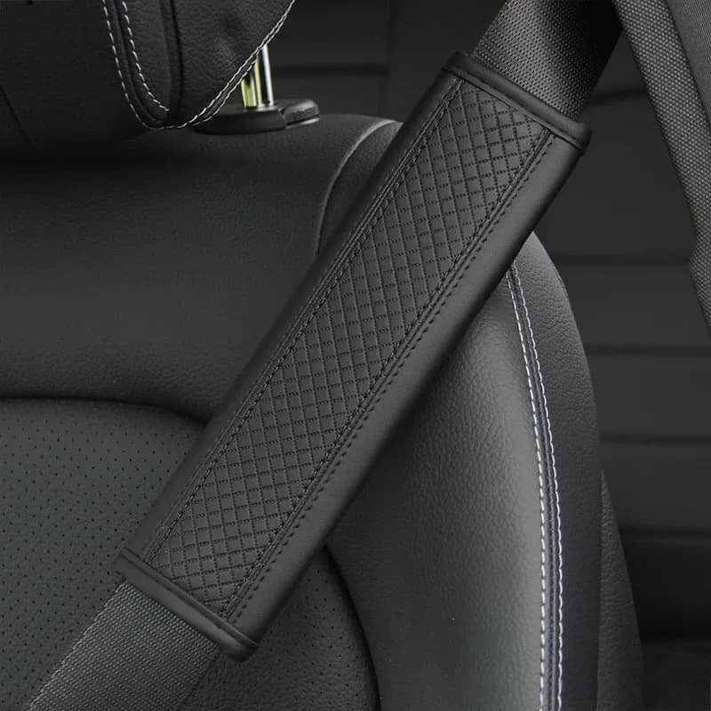 1PCS PU Leather Embossed Car Seat Belt Shoulder Cover Decompression Comfort Car Accessories Safety Belt Protective Cover - 4
