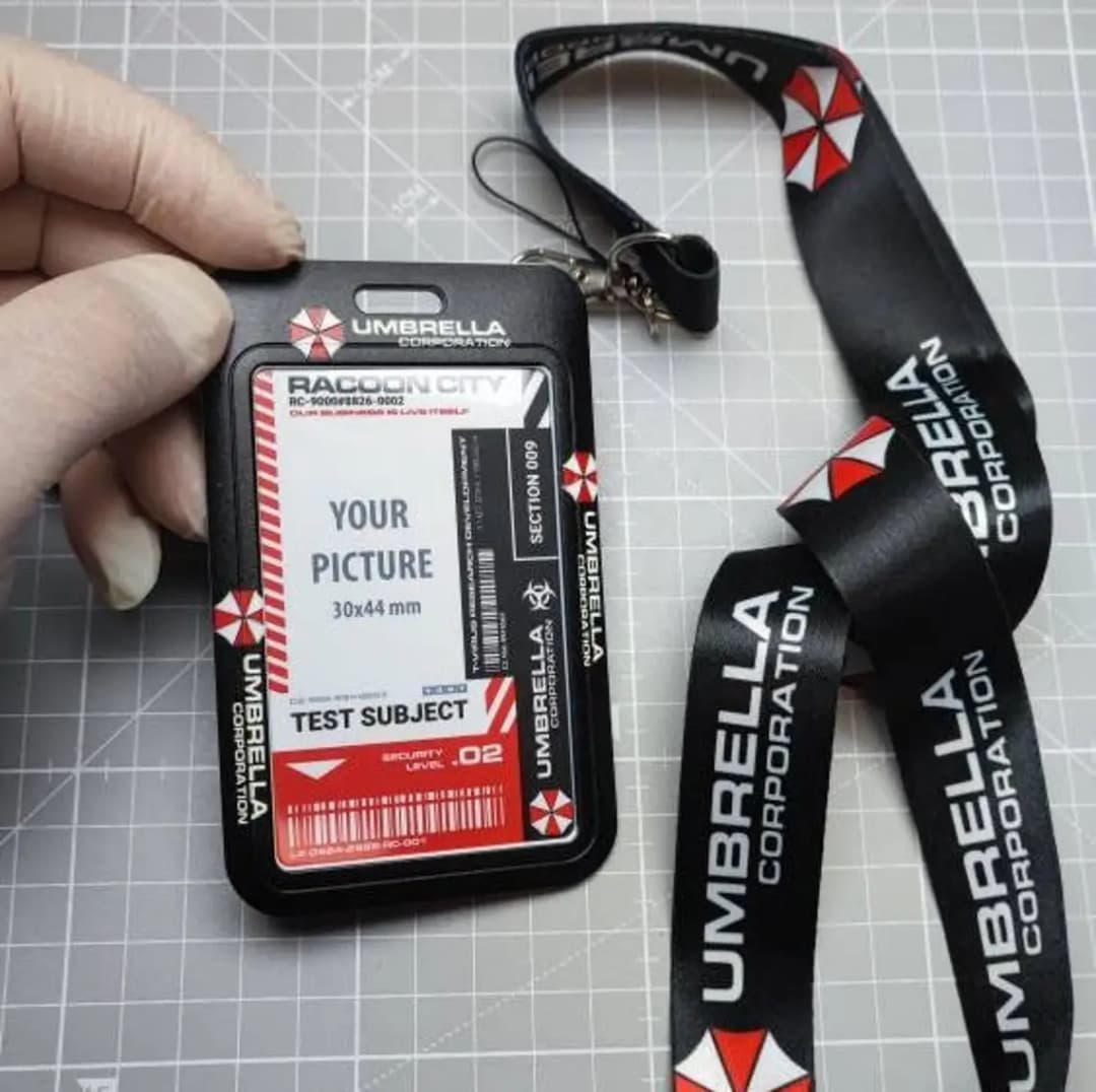 حامل بطاقات مزدوج الوجهين مع حبل تعليق من Umbrella Corporation، حامل بطاقات الهوية مع بطاقة معلومات الموظف