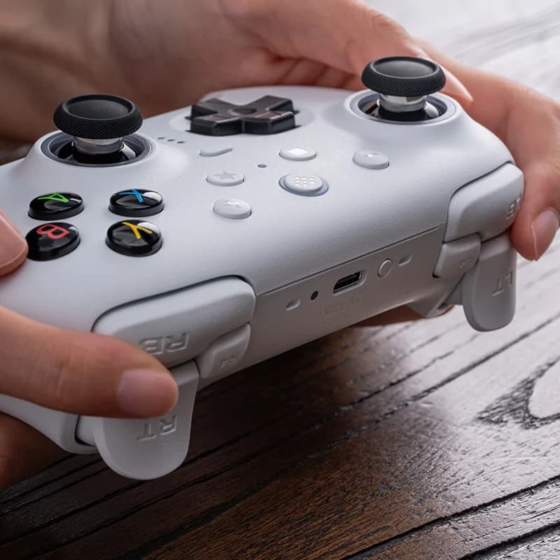 وحدة تحكم الألعاب اللاسلكية 8BitDo Ultimate 2 لأجهزة الكمبيوتر وأندرويد مع عصي تحكم TMR، زناد قابل للتبديل، تحكم بالحركة، 8 سرعات - 3