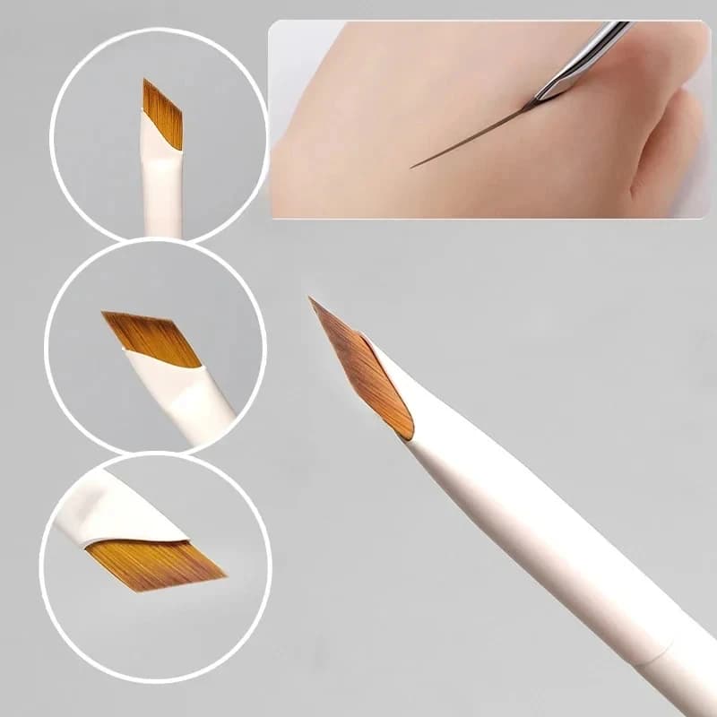 المكياج وأدوات التجميل