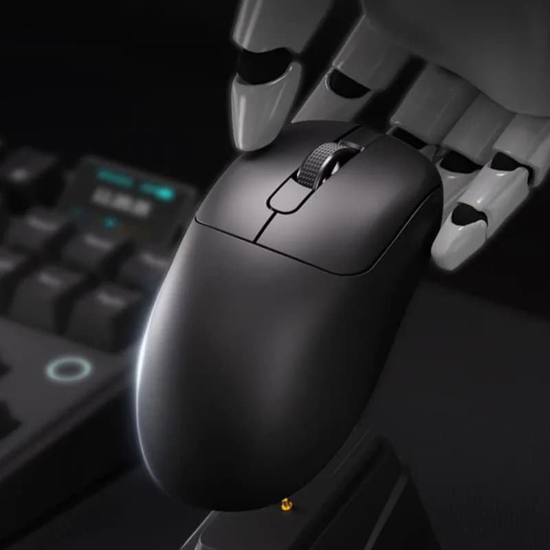 ماوس ألعاب لاسلكي من AJAZZ AJ179P PAW3950 بدقة 30000DPI و8Khz، مريح لليد اليمنى مع قاعدة شحن مغناطيسية بإضاءة RGB - 4