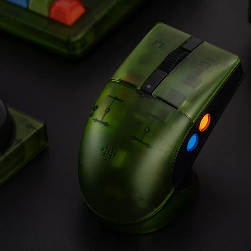 8BitDo فأرة Retro R8 مع مستشعر بصري PAW 3395 DPI 26K، فأرة لاسلكية 4K مع قاعدة شحن - إصدار Xbox - 6