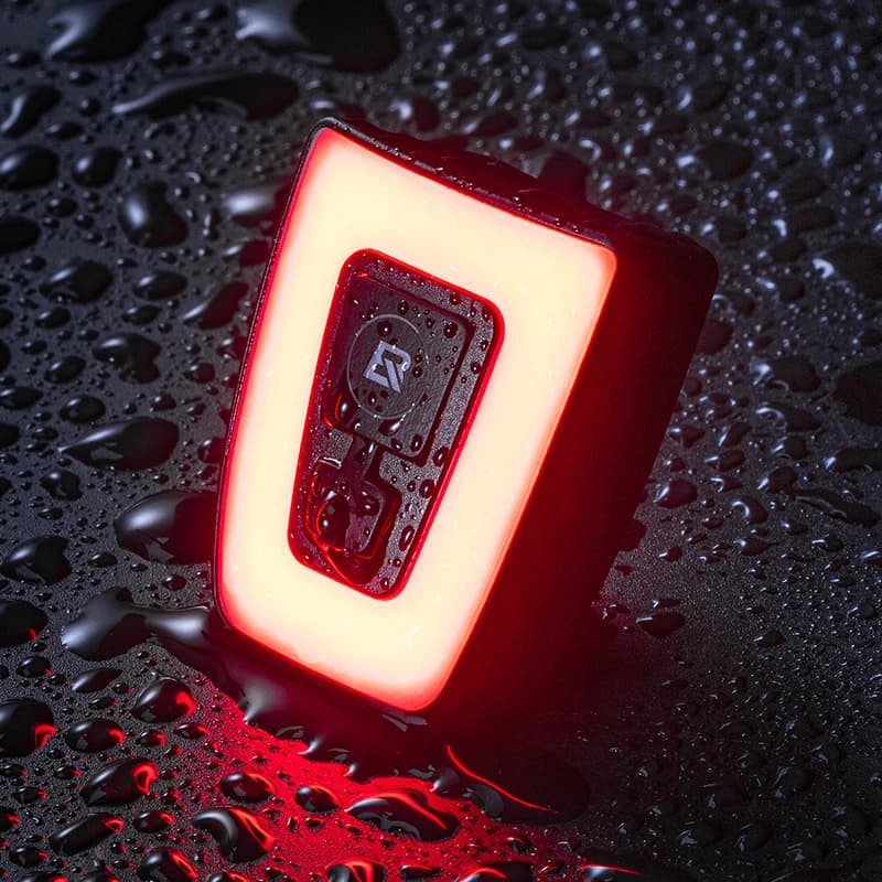 ROCKBROS إضاءة دراجة مقاومة للماء مصباح خلفي للخوذة إضاءة LED قابلة لإعادة الشحن عبر USB إضاءة خلفية آمنة لركوب الليل - 2