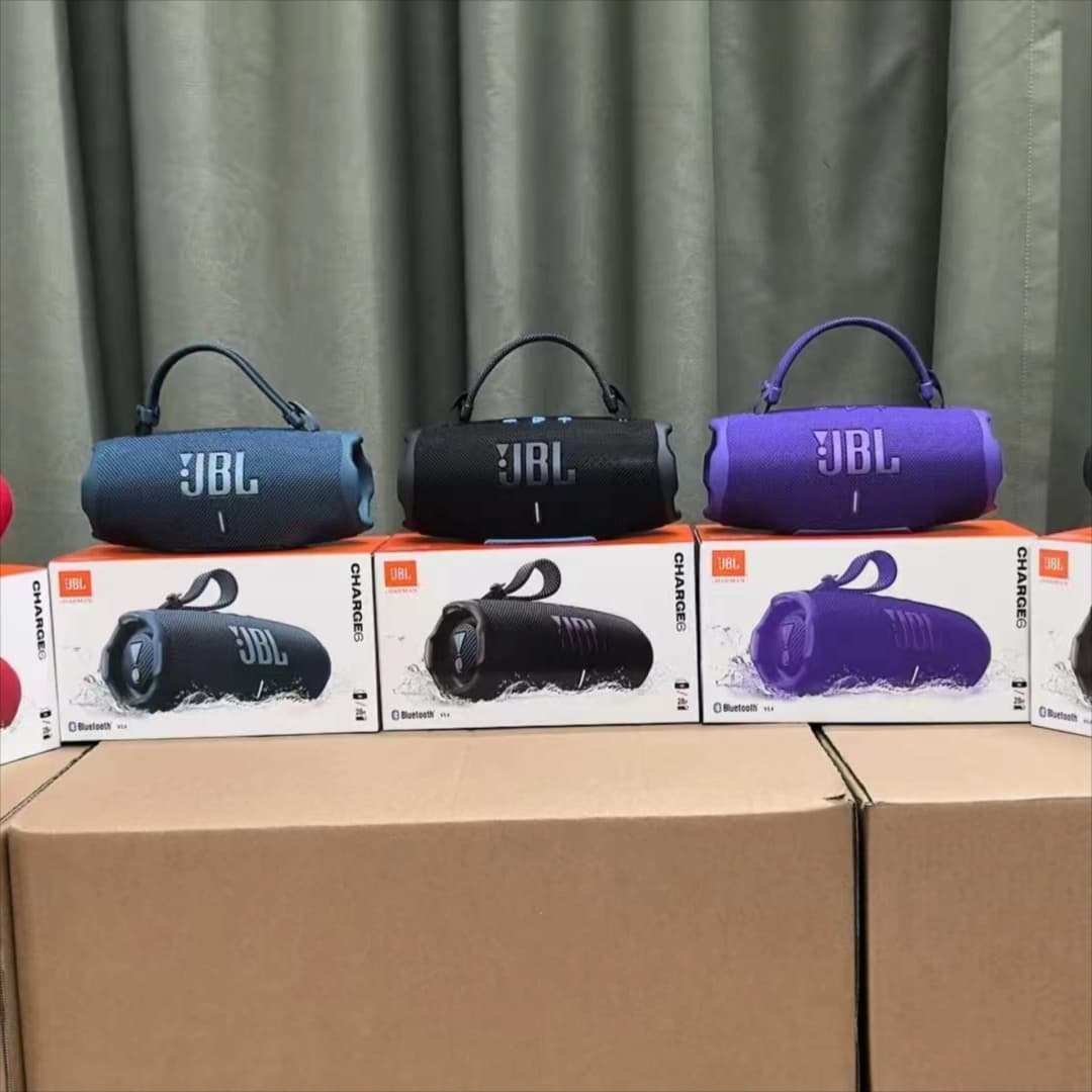 سماعة بلوتوث محمولة JBL Charge 6 مضادة للماء IPX7 مع مضخم صوت ستيريو ومضخم ترددات عالية مستقل - 6