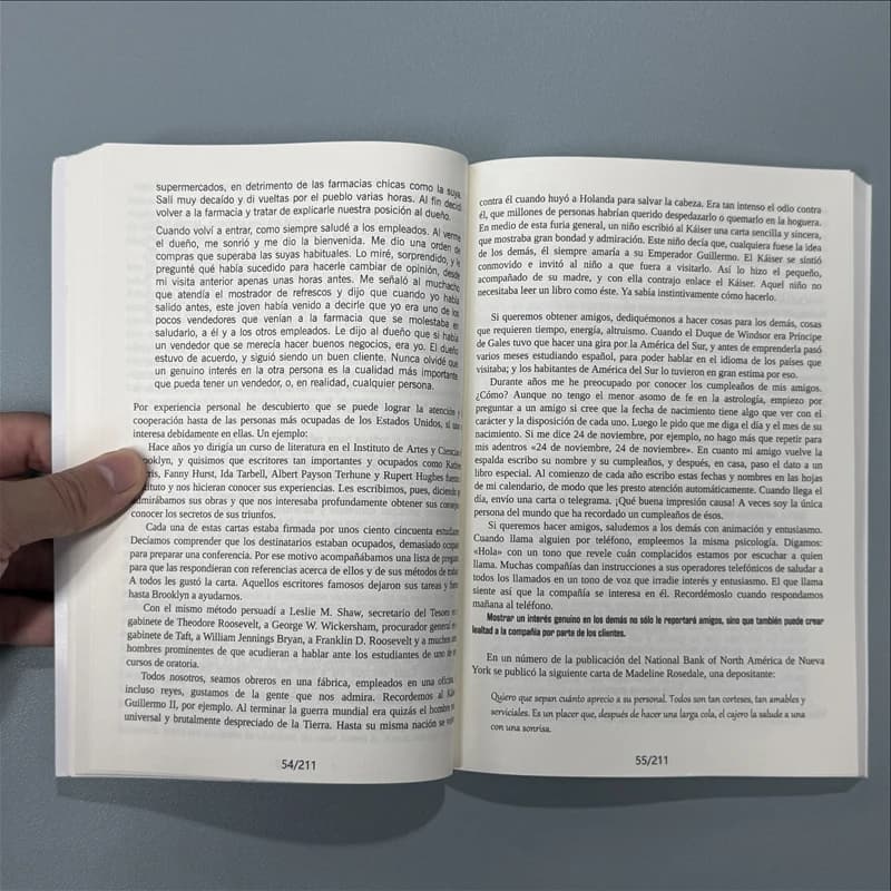 كيف تكسب الأصدقاء وتؤثر في الناس، كيف تكسب الأصدقاء وتؤثر في الناس لديل كارنيجي كتب إسبانية - 5