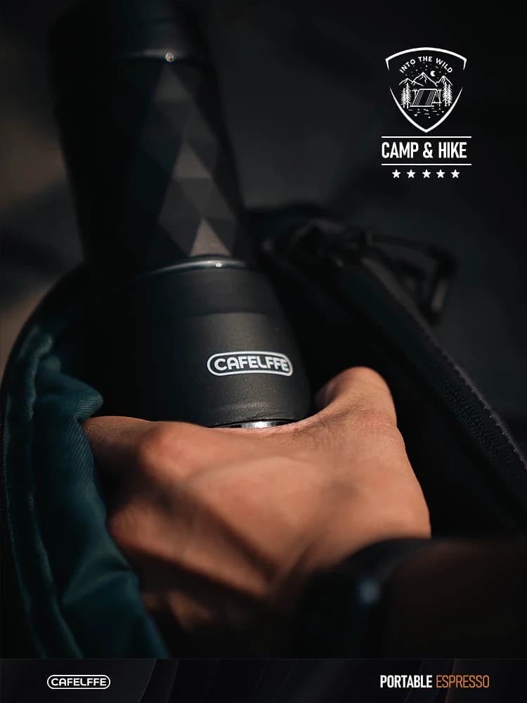 آلة قهوة محمولة 3 في 1 من Cafelffe، صانع إسبريسو يدوي للماء الساخن والبارد، مناسبة للكبسولات والقهوة المطحونة، مثالية للسفر والمشي - 4