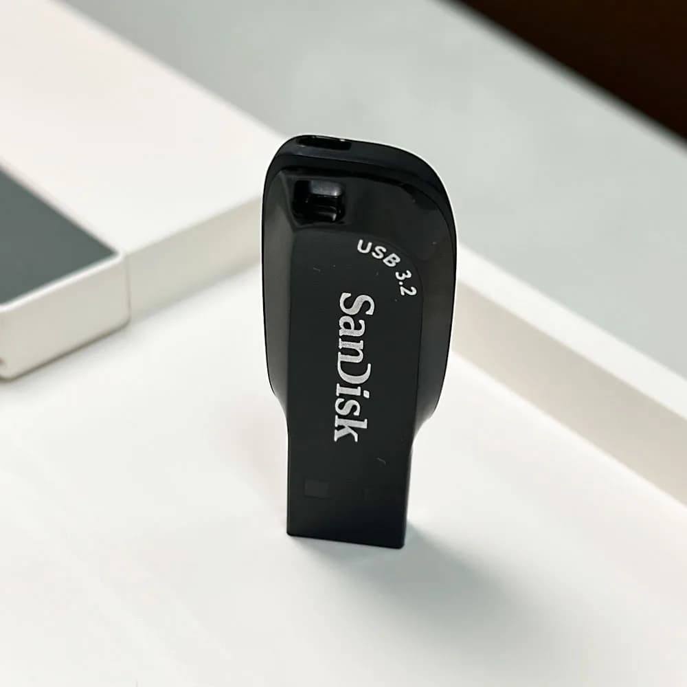 محرك أقراص فلاش SanDisk Ultra Shift USB 3.2 بسعات 32GB و 64GB و 128GB و 256GB، سرعة قراءة تصل إلى 100 ميجابايت/ثانية، U Disk، ذاكرة CZ410 - 2