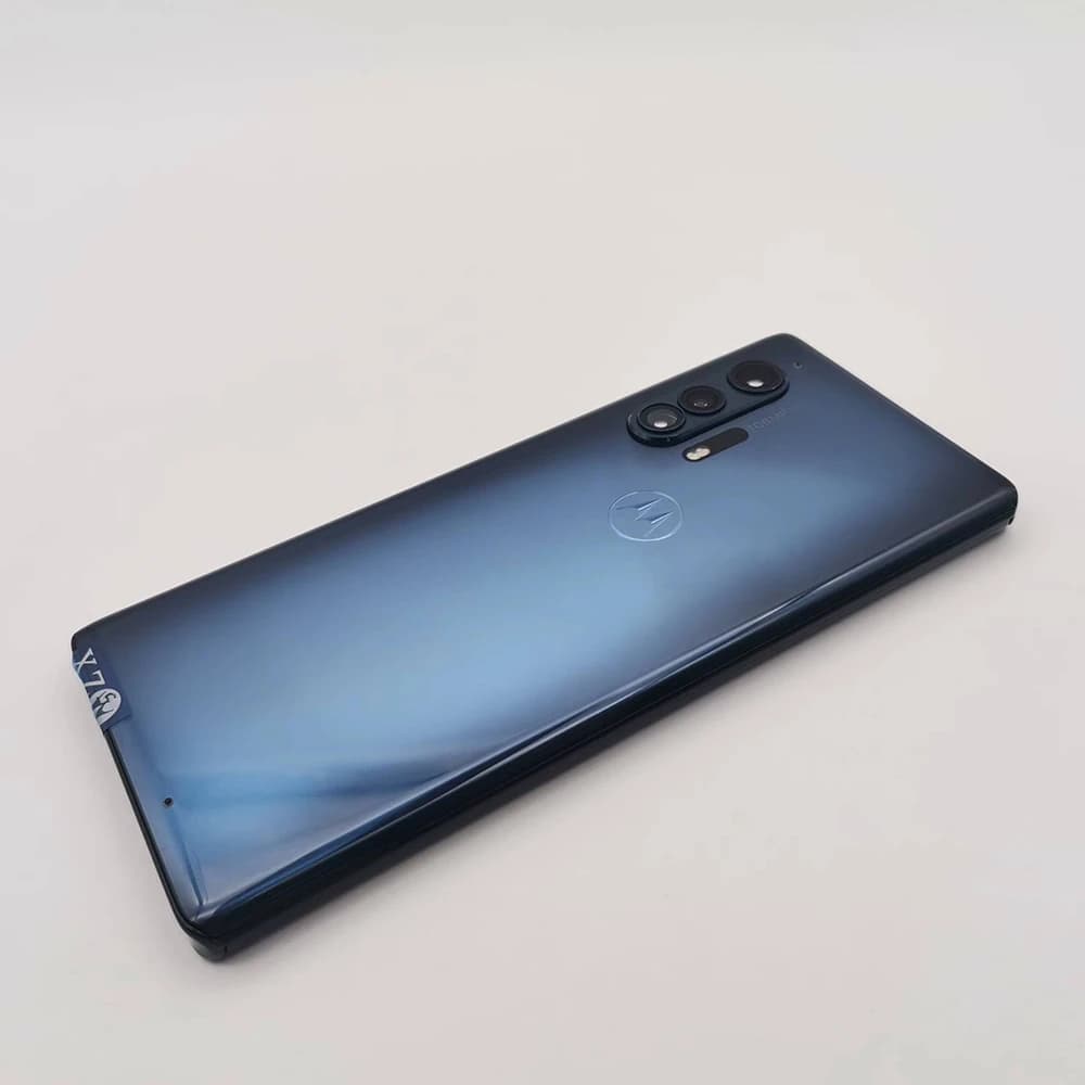 موتورولا إيدج بلس (2020) XT2061 مفتوح بشريحة واحدة، ذاكرة 12 جيجا، سعة 256 جيجا، معالج ثماني النواة، كاميرا 108 ميجابكسل، شاشة 6.7 بوصة، بطارية 5000 مللي أمبير، أندرويد 10، يدعم NFC - 6