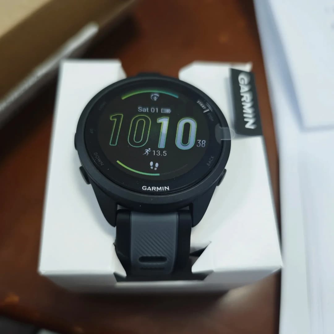 ساعة Garmin Forerunner 165 الذكية للجري، شاشة AMOLED تعمل باللمس، نظام تحديد المواقع GPS، عمر بطارية 11 يومًا، مقاييس التدريب وبصيرة التعافي - 5