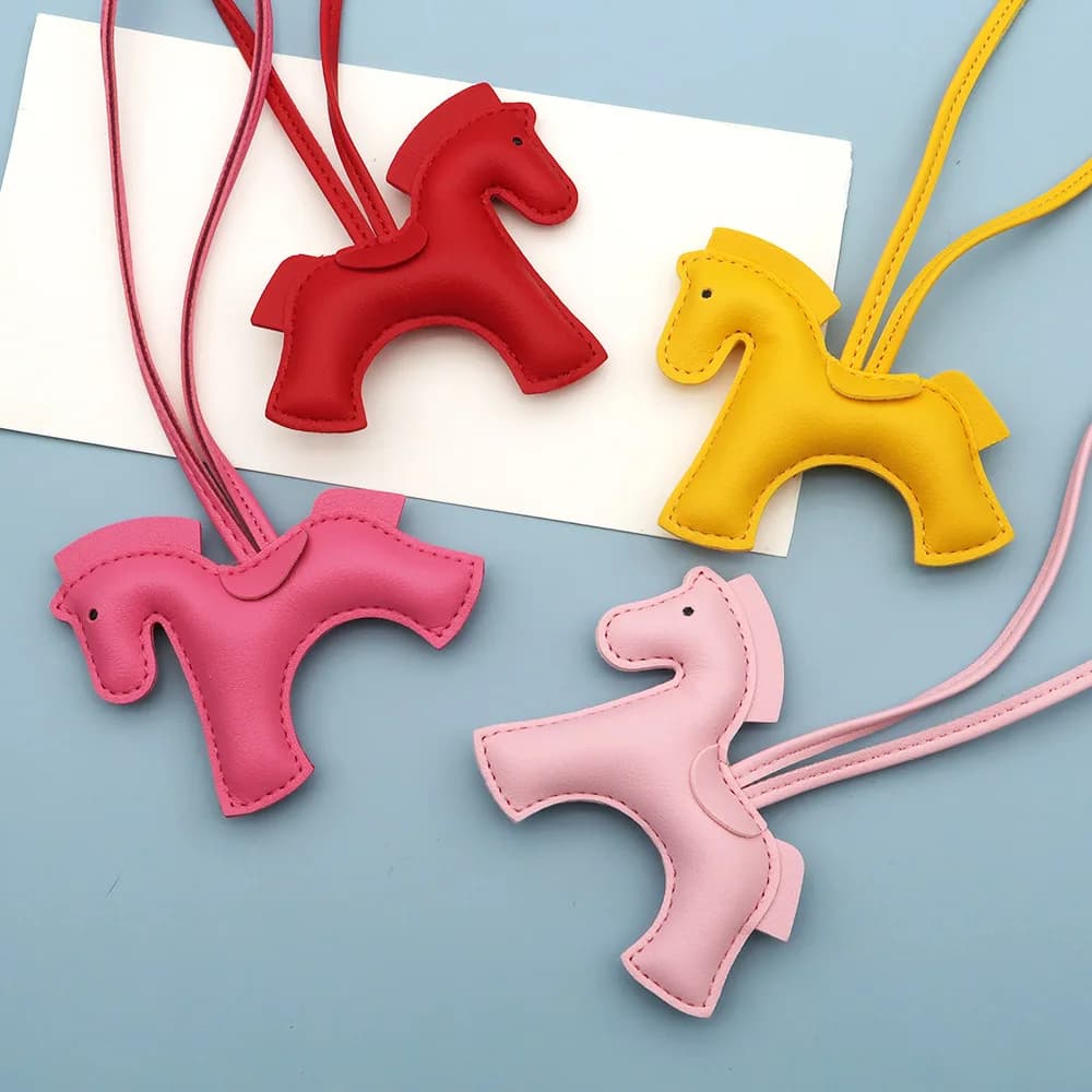 1PCS Premium All-around PU Leather Tiny Pony Embellishment For Female; Stylish Multihued Horse Car Keychain Birthday Souvenir - 3
