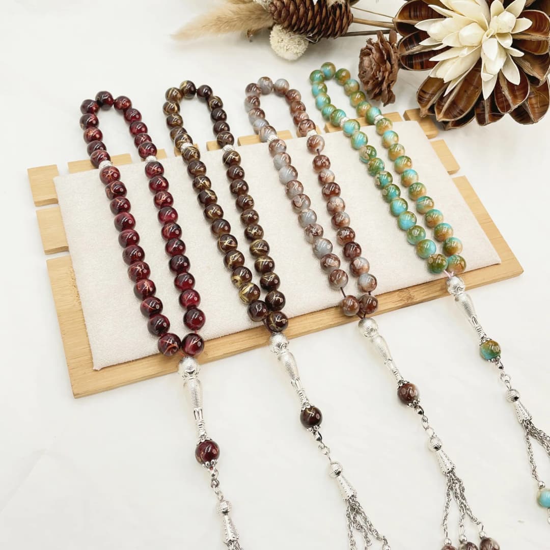 خرز صلاة إسلامي ملون مع شرابة معدنية، سوار تسبيح زجاجي مسلم لفكرة هدية رمضان وعيد الحب وعيد الشكر - 5