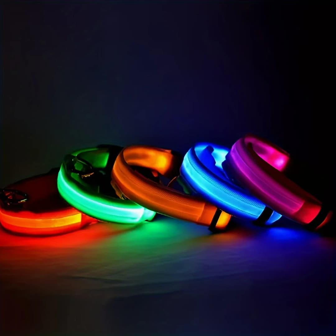 طوق كلب عاكس LED للسلامة الليلية - متين، بنمط هندسي، يعمل بالبطارية، مثالي للسلالات الصغيرة/المتوسطة - 4