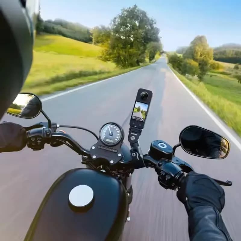 مجموعة إكسسوارات دراجات نارية أصلية من Insta360 - موصى بها رسمياً لـ Ace Pro 2 / Ace Pro / X5 / X4 / X3 - 6