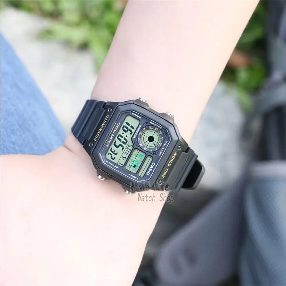 ساعة Casio للشباب، ساعة رياضية خارجية للرجال، موديل AE-1200WH-1B - 5