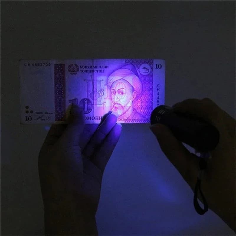 كشاف أشعة فوق بنفسجية أسود قوي صغير كشاف ضوء أسود مصغر كشاف كاشف للضوء الأسود للكشف عن بول الحيوانات الأليفة - 3