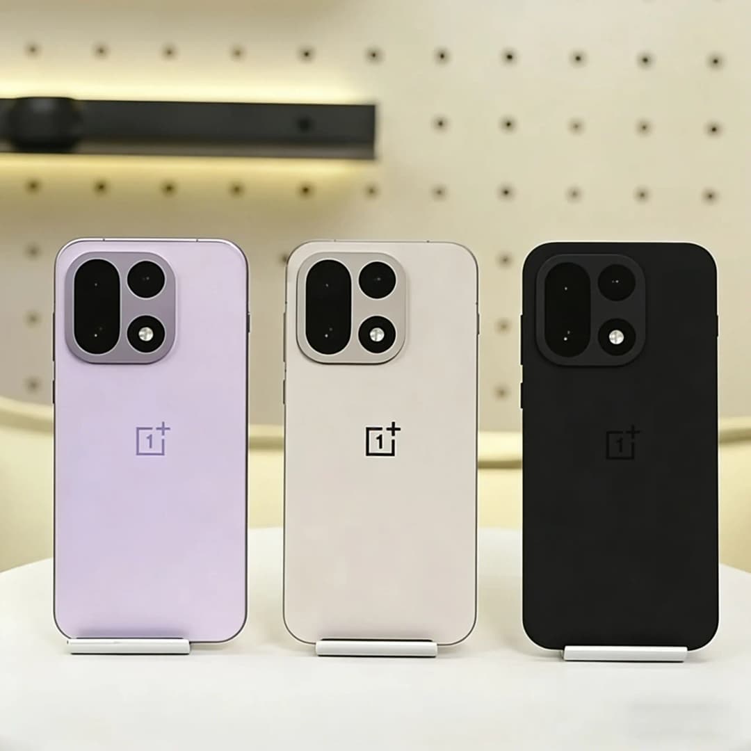 هاتف ون بلس 15 مفتوح 5G بمعالج سناب دراجون 8 إيليت الجيل 5 وشاشة 6.78 بوصة بمعدل تحديث 165 هرتز وبطارية 7300 مللي أمبير وشحن سريع 120 واط SUPERVOOC - 2