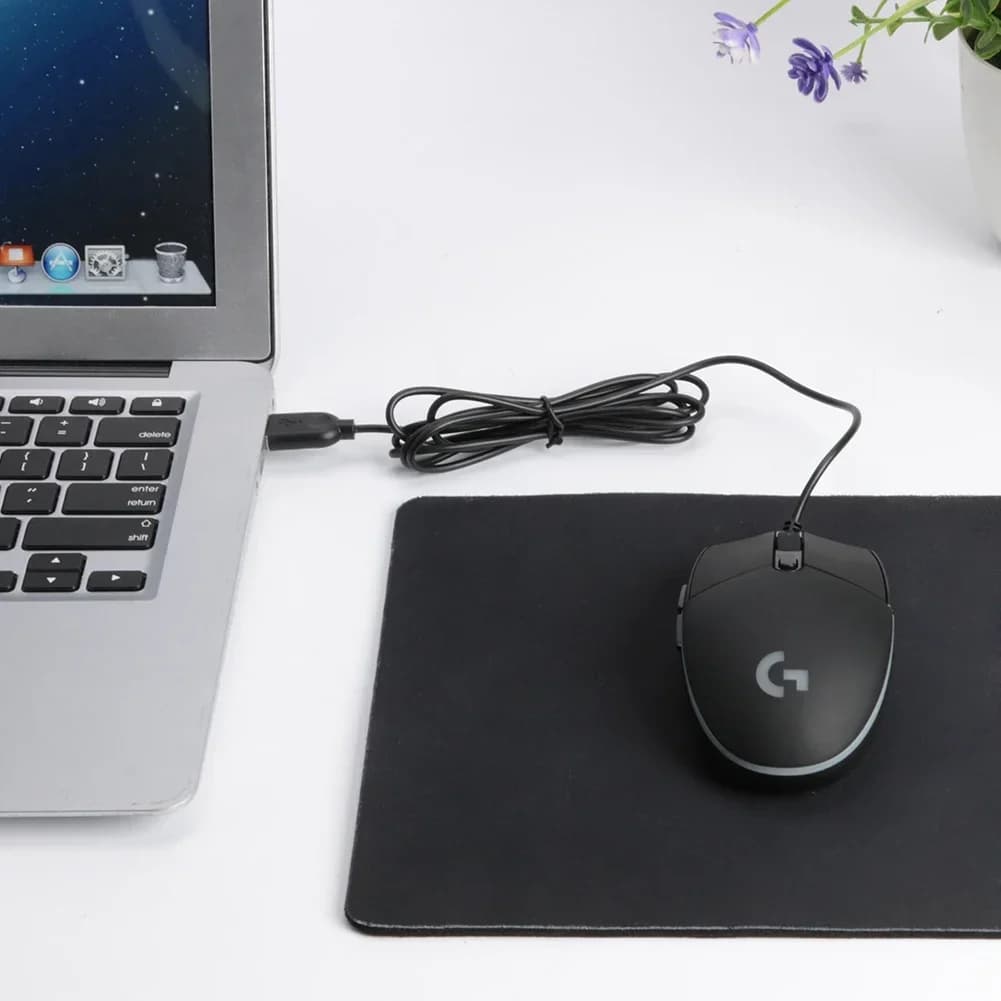 ماوس Logitech (G) G304 G102 لاسلكي بزر ميكانيكي وتصميم مريح للكمبيوتر مع إضاءة RGB للاعبين - 2